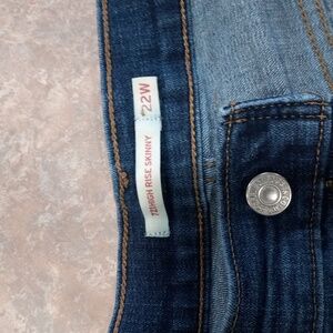 Women's 721 high rise skinny Levi jeans